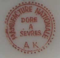 Клеймо Manufacture Nationale de Sèvres